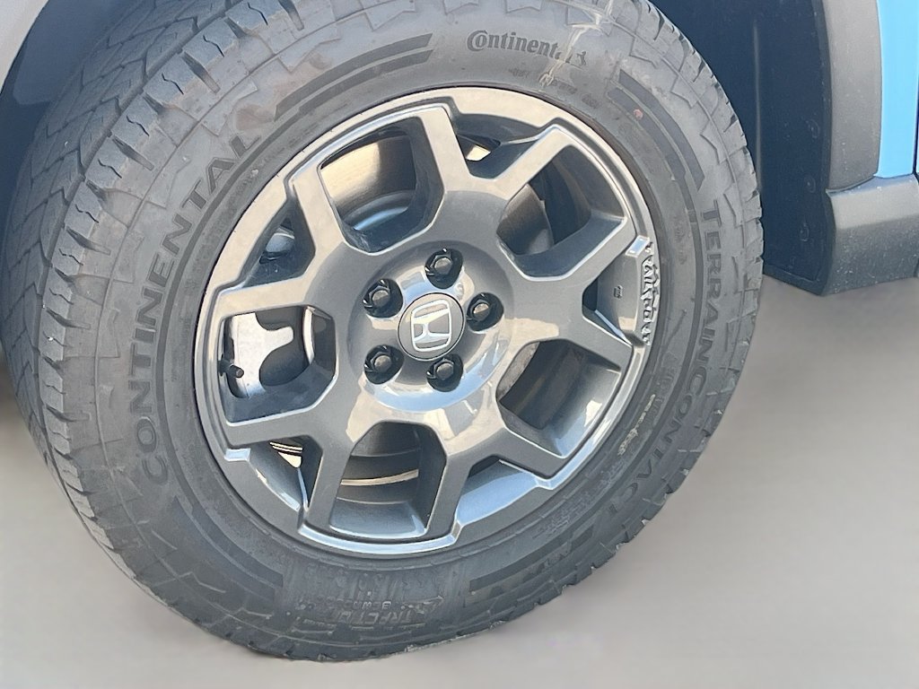Used 2025 Honda Pilot TrailSport image 33