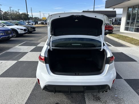 Used 2025 Toyota Corolla SE image 5