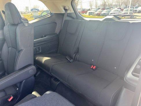 Used 2023 Subaru Ascent Premium w/ Convenience Package image 26