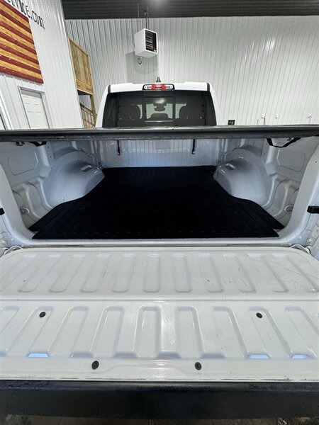 Used 2020 RAM 1500 Big Horn AWD/4WD image 6