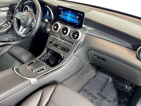 Used 2022 Mercedes-Benz GLC 300 image 26