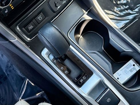 Used 2022 Subaru Ascent Limited w/ Popular Package #2A image 15