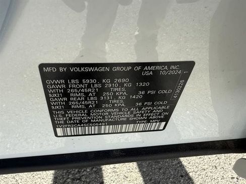 New 2025 Volkswagen Atlas SEL Premium R-Line image 37