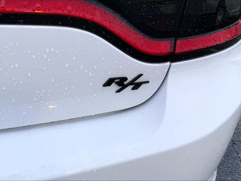 Used 2016 Dodge Charger R/T w/ Blacktop Package RWD image 10