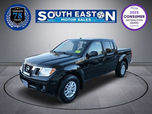 Used 2017 Nissan Frontier SV image 1