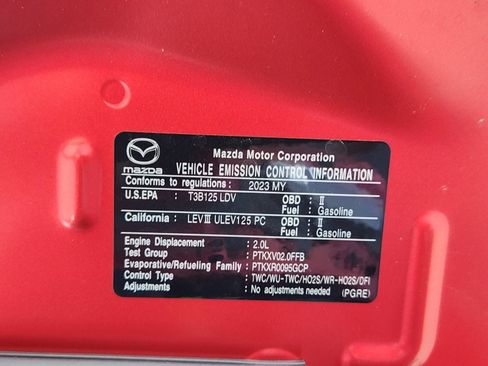 Used 2023 MAZDA MX-5 Miata Grand Touring RWD image 13