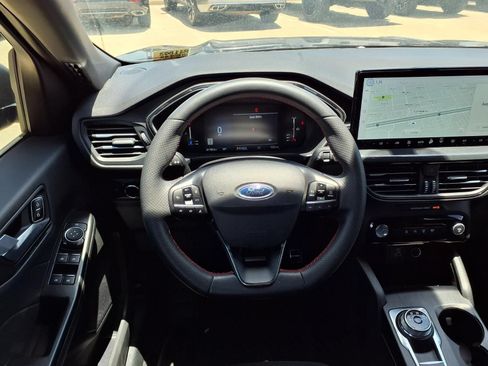Used 2023 Ford Escape ST-Line w/ Tech Pack #1 FWD image 16