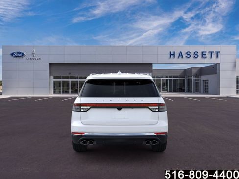 Used 2026 Lincoln Aviator AWD image 6