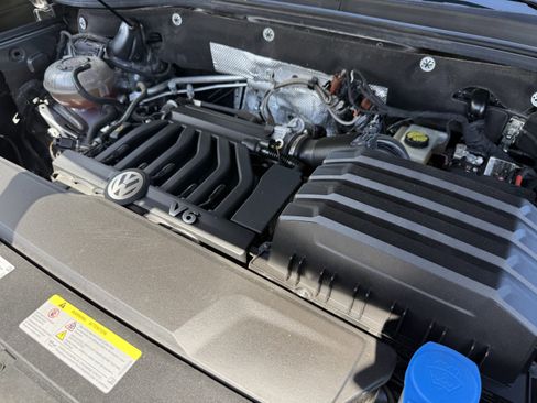 Used 2023 Volkswagen Atlas SE image 35
