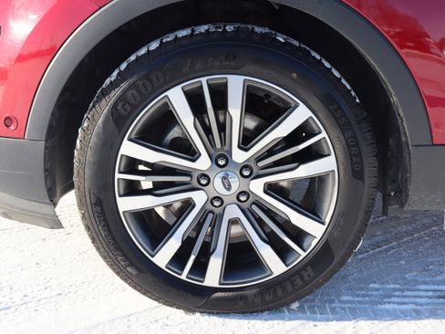 Used 2017 Ford Explorer Platinum image 37