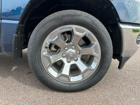 Used 2022 RAM 1500 Big Horn AWD/4WD image 38