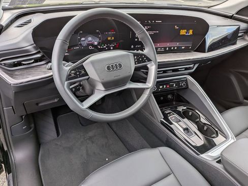 New 2025 Audi Q5 Premium image 7
