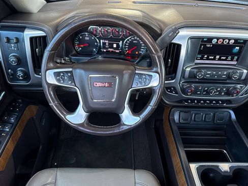 Used 2018 GMC Sierra 1500 SLT AWD/4WD image 15
