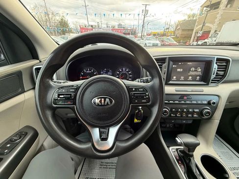 Used 2017 Kia Sportage LX w/ LX Popular Package image 36