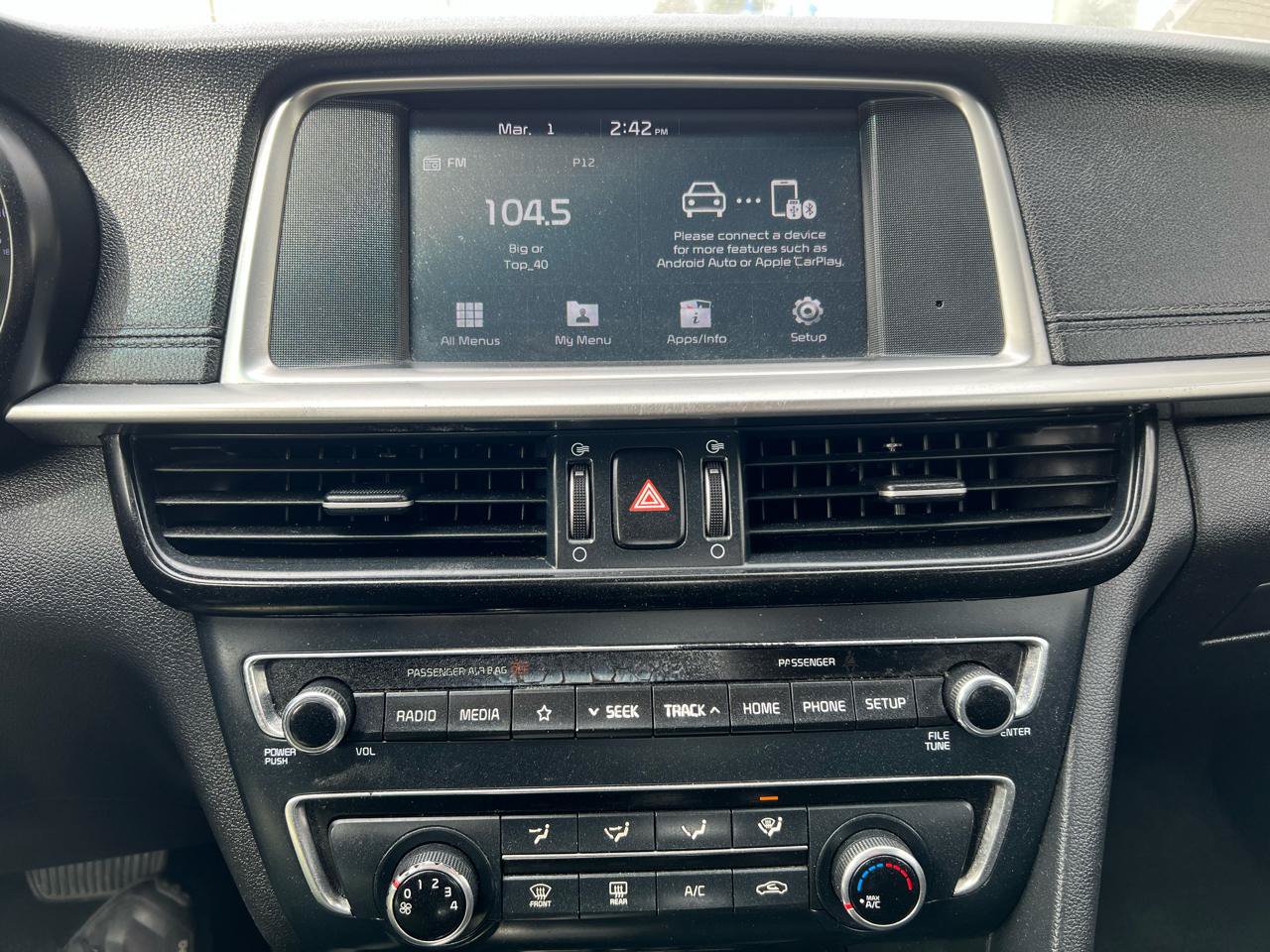 Used 2019 Kia Optima LX FWD image 19
