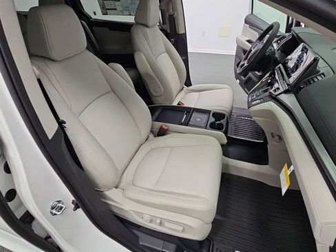 New 2026 Honda Odyssey EX-L image 39