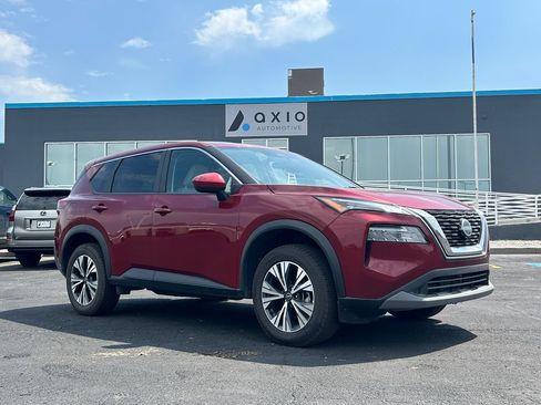 Used 2023 Nissan Rogue SV AWD/4WD image 1