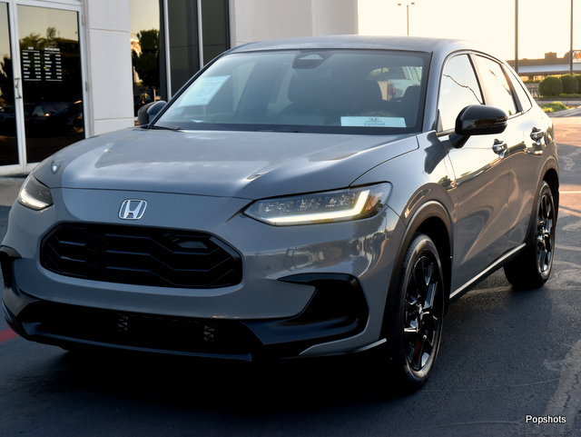Certified 2024 Honda HR-V Sport image 1