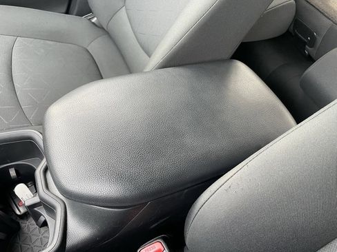 Used 2024 Toyota RAV4 XLE image 44