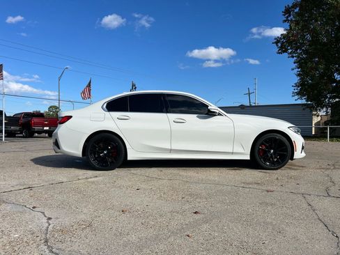 Used 2020 BMW 330i xDrive Sedan w/ Convenience Package AWD/4WD image 4