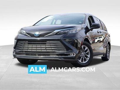 Used 2024 Toyota Sienna XLE