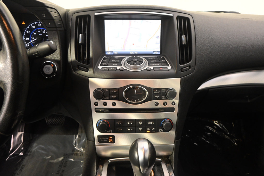 Used 2013 INFINITI G37 Convertible w/ Premium Pkg RWD image 25
