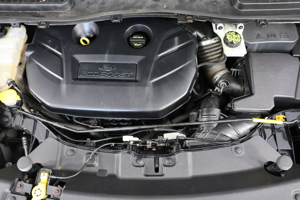 Used 2015 Ford Escape SE AWD/4WD image 21