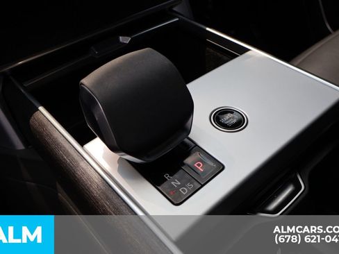 Used 2024 Land Rover Range Rover SE AWD/4WD image 30