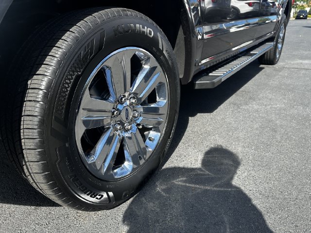 Certified 2020 Ford F150 Lariat w/ Equipment Group 502A Luxury AWD/4WD image 12