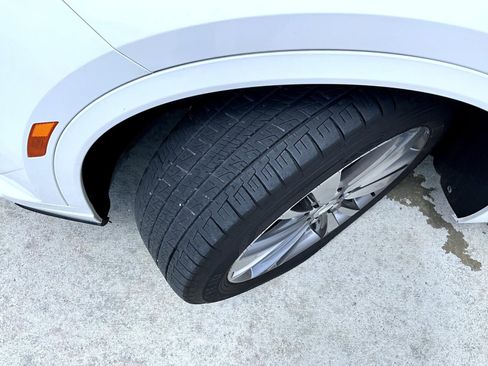 Used 2021 Cadillac XT6 Premium Luxury image 26