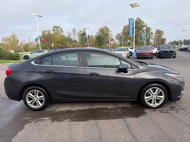 Used 2016 Chevrolet Cruze LT FWD image 5