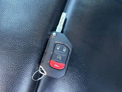 Used 2023 Jeep Wrangler Unlimited Rubicon 4xe w/ Cold Weather Group image 33