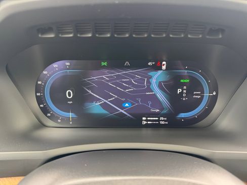 Certified 2024 Volvo XC90 T8 Plus w/ Protection Package Premier image 11