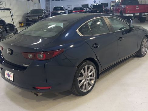 Used 2023 MAZDA MAZDA3 s image 9