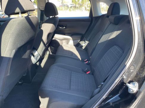 Used 2025 Honda HR-V LX image 23