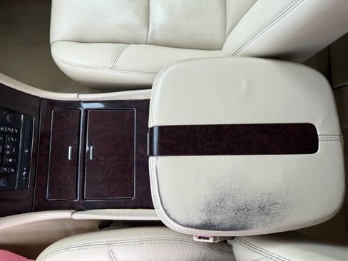 Used 2008 Cadillac Escalade AWD image 7