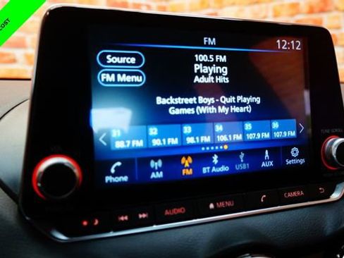 Certified 2022 Nissan Sentra SV FWD image 15