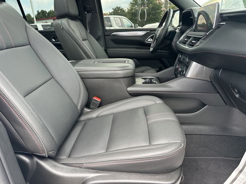 Used 2024 Chevrolet Tahoe RST w/ Luxury Package RWD image 14