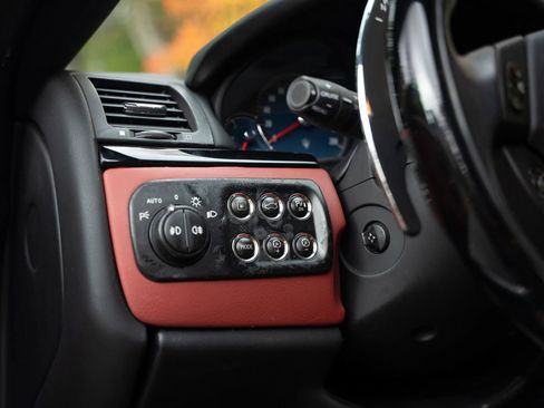 Used 2009 Maserati GranTurismo S RWD image 8