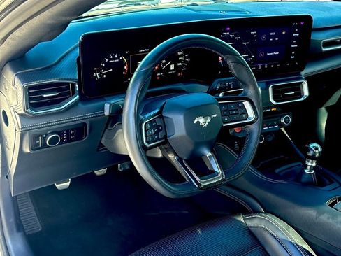 Used 2024 Ford Mustang GT Premium image 12