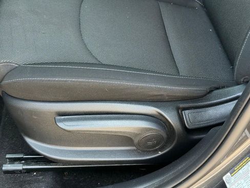 Used 2023 Kia Forte LXS image 14