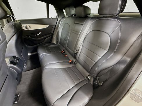 Used 2019 Mercedes-Benz GLC 300 4MATIC Coupe image 24