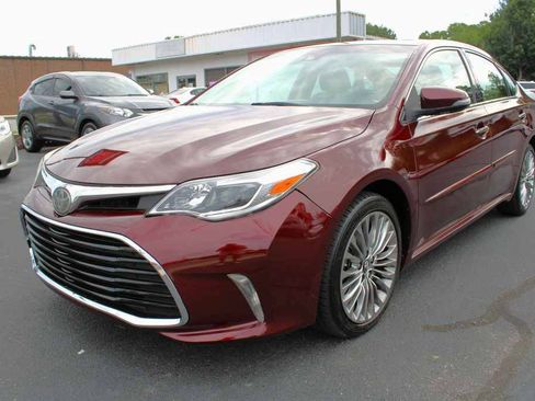 Used 2016 Toyota Avalon Limited w/ Protection Package FWD image 1