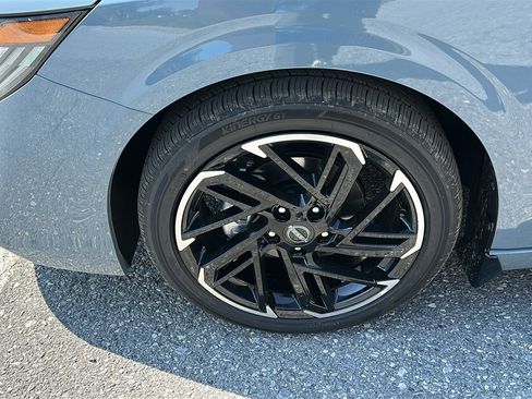 New 2026 Nissan Sentra SR w/ SR Premium Package FWD image 6