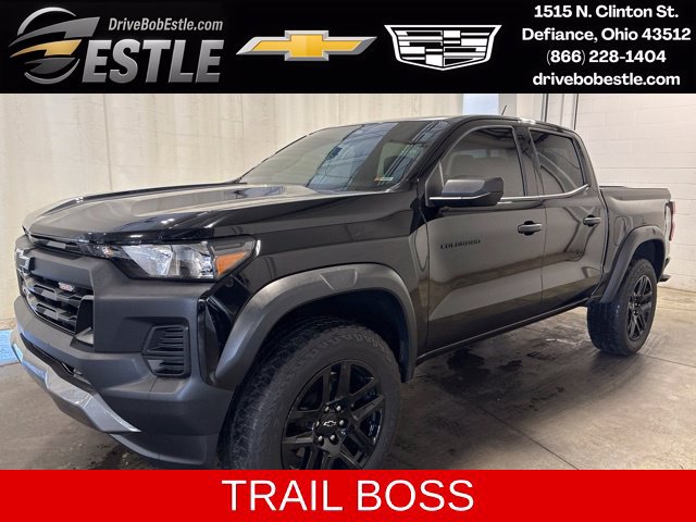 Used 2024 Chevrolet Colorado Trail Boss w/ Advanced Trailering Package AWD/4WD image 1