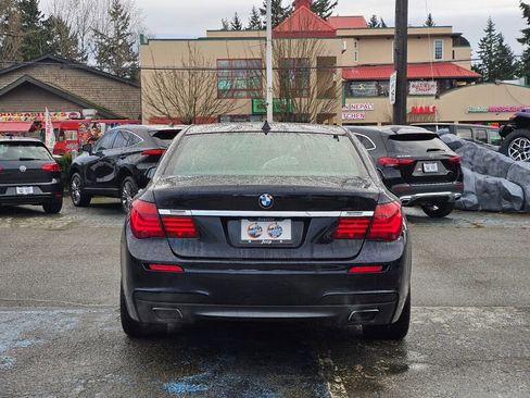 Used 2014 BMW 740i image 6