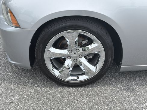 Used 2013 Dodge Charger SE w/ Connectivity Group RWD image 13