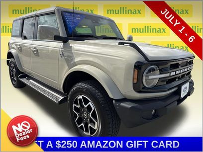 Certified 2025 Ford Bronco Outer Banks