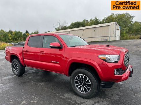 Used 2023 Toyota Tacoma TRD Sport image 1