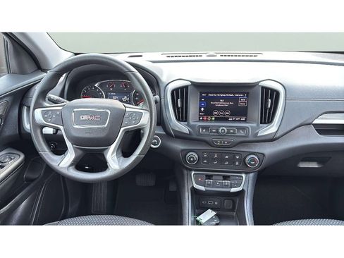 Used 2024 GMC Terrain SLE image 13